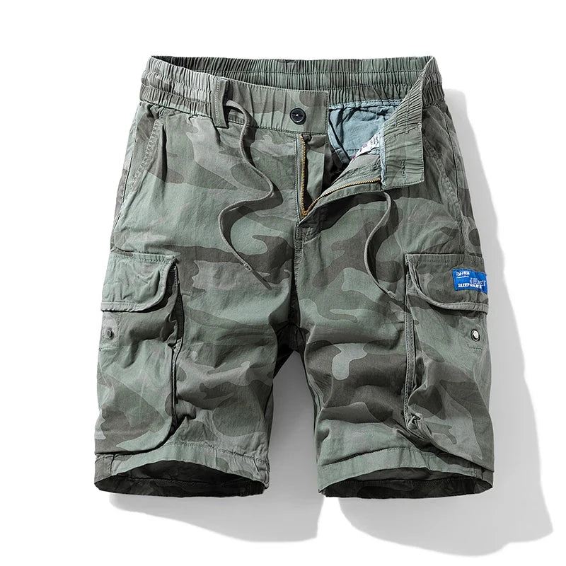 Men's green camouflage shorts, military cargo style, casual summer wear, oversized fit, cotton.