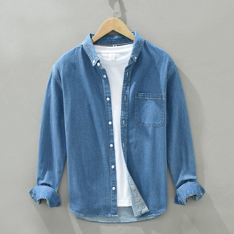 Men's long sleeve denim shirt, 100% soft cotton, casual style with two pockets, ideal for spring and autumn.