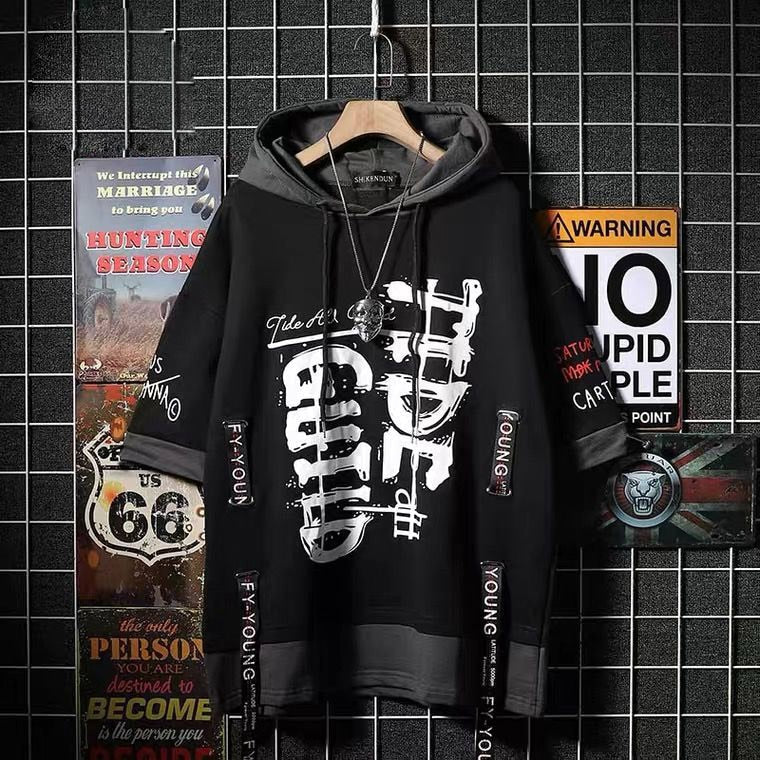 Fashion Graffiti Men's Hoodies T-Shirt with Letter Print, Casual Streetwear, Black, Short Sleeve, Hooded, Summer Techwear.