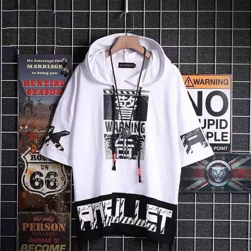 Men's graffiti hooded T-shirt with letter print, casual streetwear style.