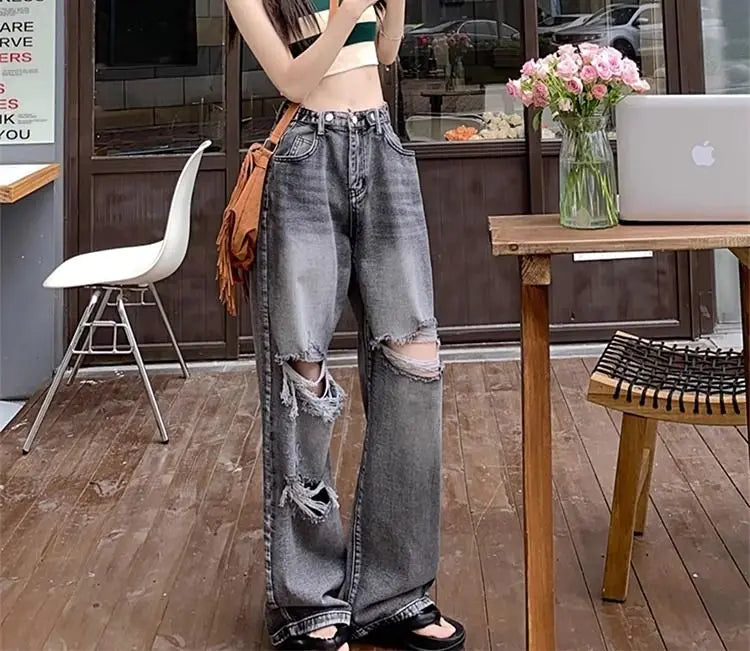 Spring/Summer Sweet Cool Set for Female Students Korean Fashion T-shirt+Personalized Ripped Jeans Two-piece Set