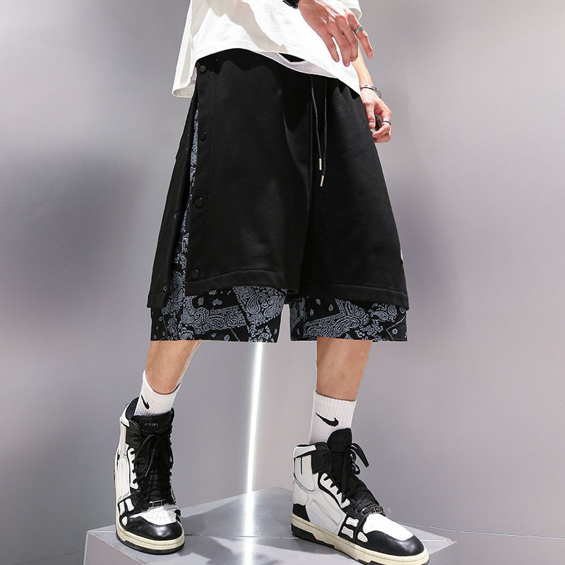 Fashion men printed shorts, summer casual sports basketball shorts, baggy punk style streetwear.